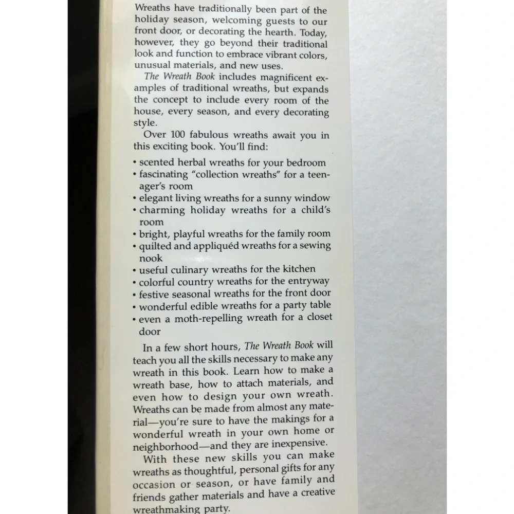 Vintage 1988 The Wreath DIY Hardcover Book - Picture 3 of 10